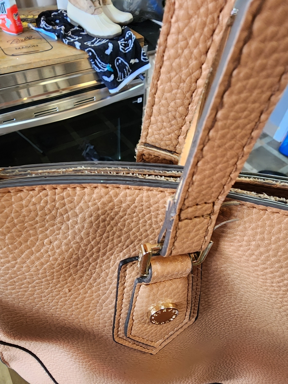 Steve Madden Camel Tote Bag - Picture 5 of 8